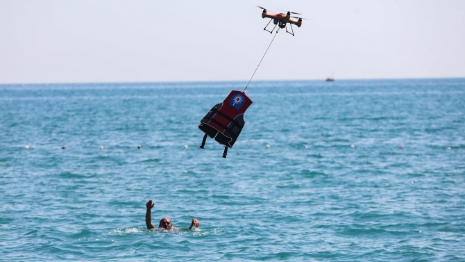 Türkiye'de bir ilk: Dronlu cankurtaran ile müdahale süresi kısalıyor