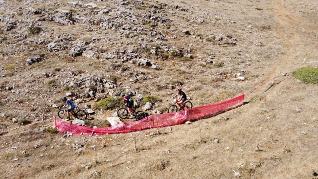 Erzincan'da "Dumanlı MTB Cup/XCO Dağ Bisikleti Yarışları" düzenlendi