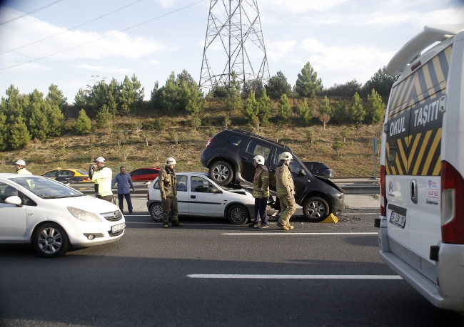 İstanbul'da zincirleme kaza: Kilometrelerce trafik oluştu