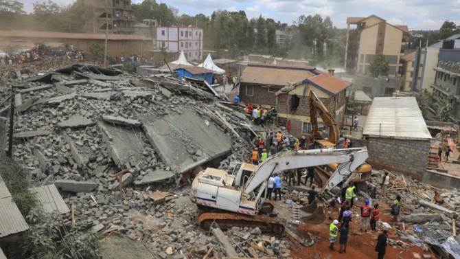 Kenya’da 6 katlı bina çöktü: 6 ölü