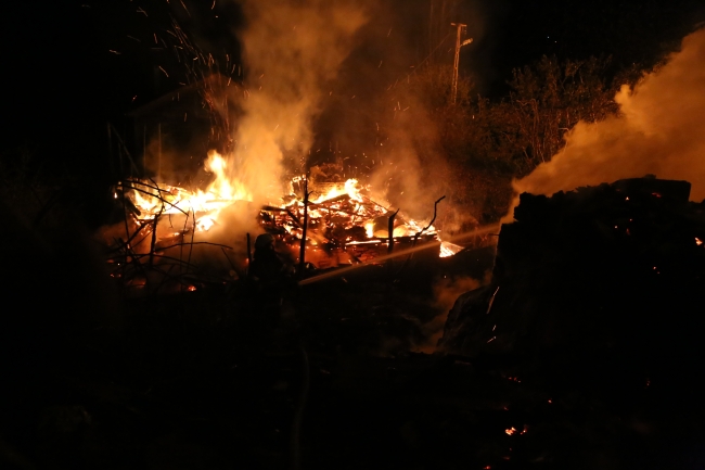 Kastamonu'da yangın: 6 ev küle döndü