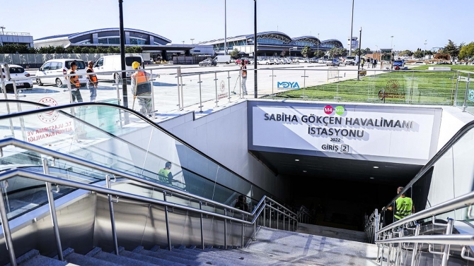 Pendik-Sabiha Gökçen Havalimanı metro hattı yarın açılıyor