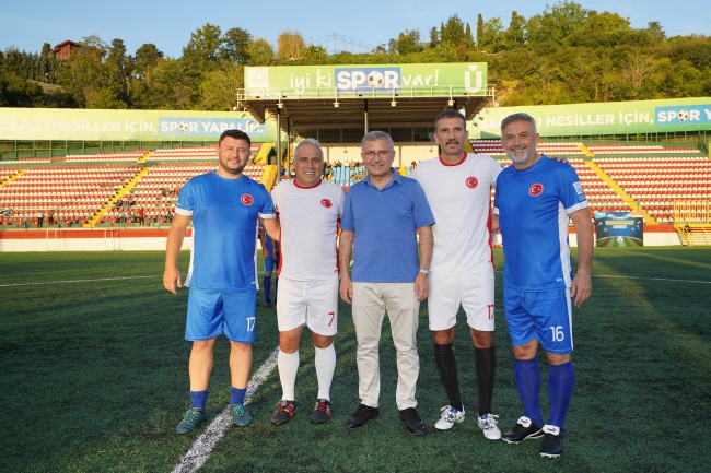 Futbolun şöhretlerinden amatörlere destek