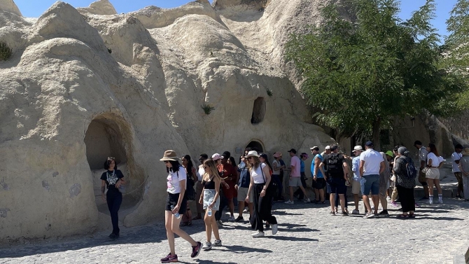 Kapadokya 3 milyonu aşkın ziyaretçi ağırladı