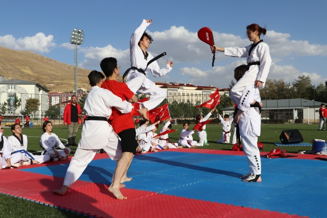 Bayburt'ta Amatör Spor Haftası dolayısıyla etkinlik yapıldı