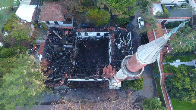 Vaniköy Camii küllerinden doğuyor