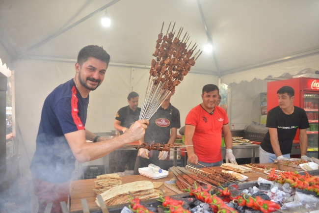 Adana Lezzet Festivali'de 140 çeşit yemek tanıtıldı