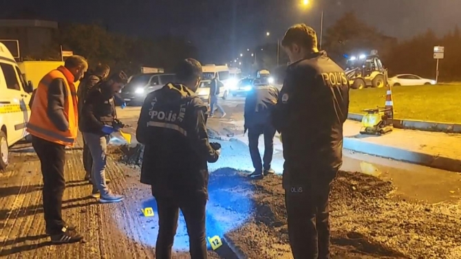 İstanbul'da yol bakım işçilerine silahlı saldırı