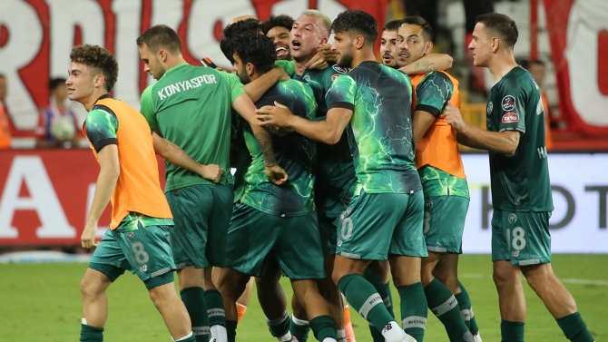 Konyaspor zirve yarışını sürdürüyor