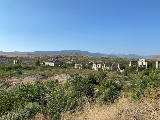 Hüzünlü mahnıların beşiğinde işgalin izleri siliniyor