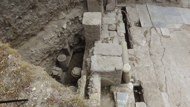 Balıkesir'de Roma döneminden kalan hamam bulundu