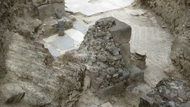 Balıkesir'de Roma dönemine ait hamam bulundu