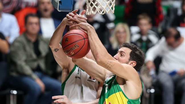 Frutti Extra Bursaspor, Joventut Badalona'yı geçti