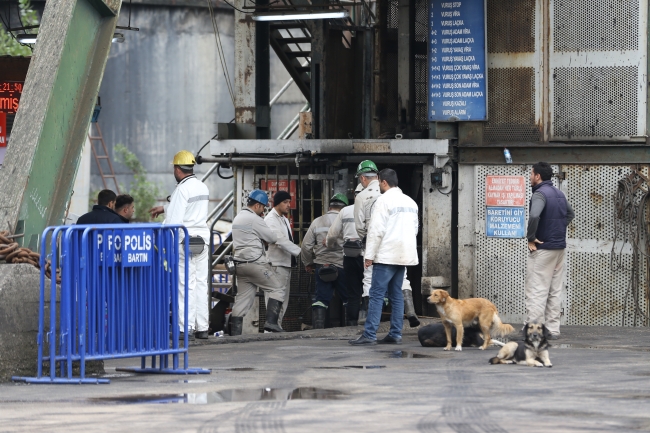 Bartın'da patlamanın yaşandığı maden ocağındaki yangın kısmen sürüyor