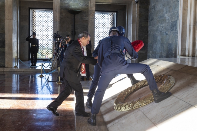 Galatasaray Kulübü'nden Anıtkabir'e ziyaret