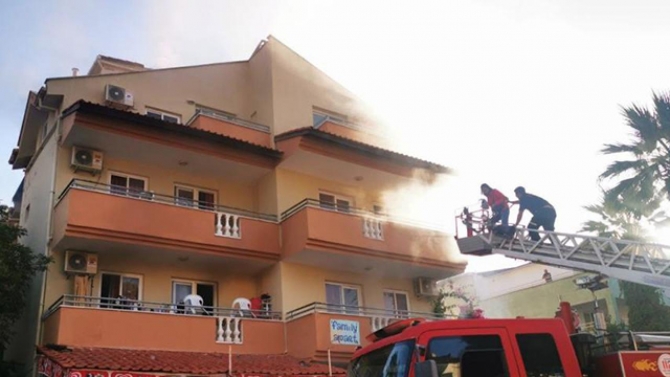 Muğla'da apart otelde yangın: Müşteriler tahliye edildi