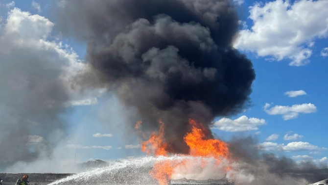 ABD'de tanker alev topuna döndü