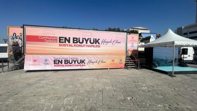 'İlk Evim, İlk İş Yerim' ile "İlk Evim Arsa" projelerinin tanıtım tırı İzmir'de