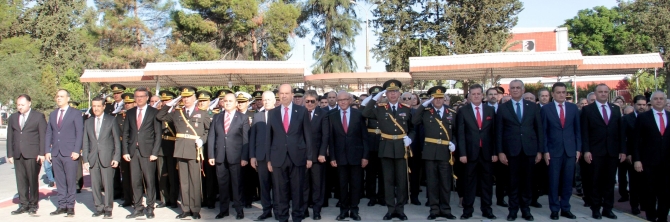 29 Ekim Cumhuriyet Bayramı Lefkoşa’da Atatürk Anıtı önünde düzenlenen törenle kutlandı