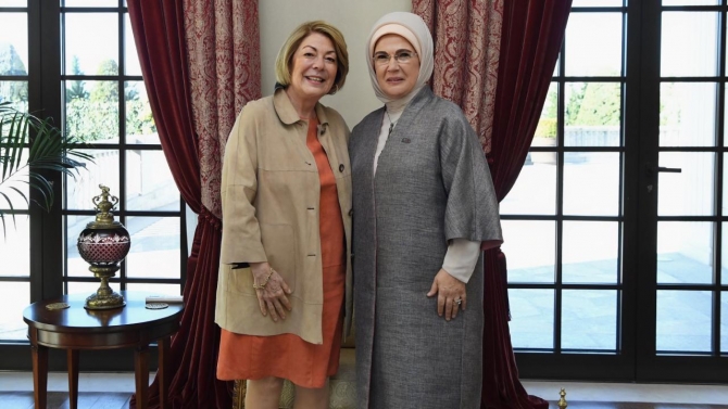 Emine Erdoğan ABD ve Meksika büyükelçilerinin eşleriyle görüştü