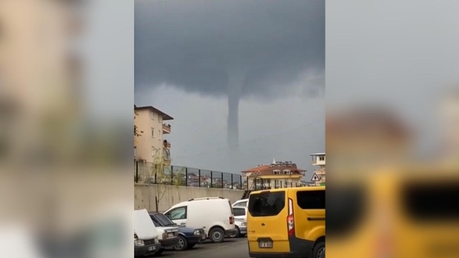 Alanya'da denizde hortum oluştu