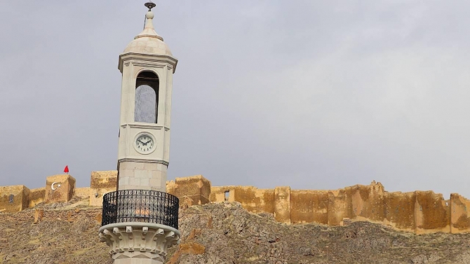 Bayburt'un simgelerinden Saat Kulesi'nin restorasyonu tamamlandı