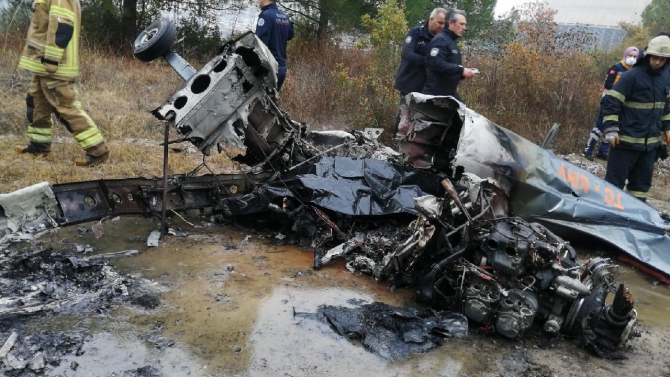 Bursa'da tek motorlu uçak düştü: 2 can kaybı