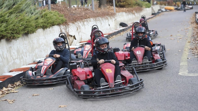 Bakan Kasapoğlu go-kart pistinde milli sporcularla buluştu