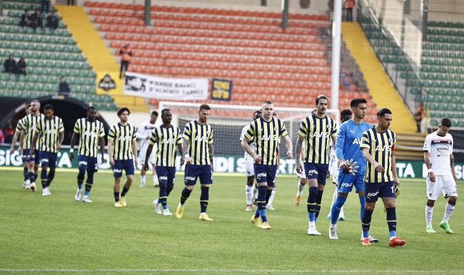 Fenerbahçe hazırlık maçını 3 golle kazandı