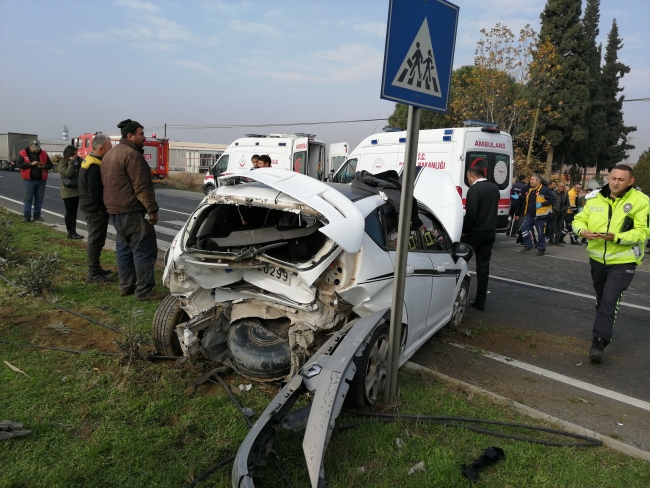 Manisa’da zincirleme trafik kazası: 2’si çocuk 8 yaralı