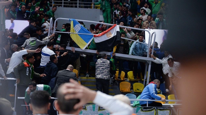 Mısır'da basketbol maçı sırasında tribün çöktü: 27 yaralı