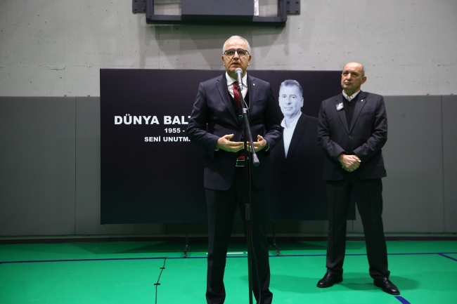 Eski milli voleybolcu Dünya Baltacıoğlu son yolculuğuna uğurlandı