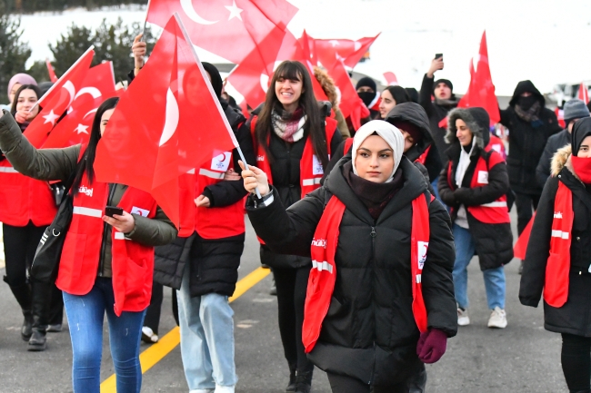 Binlerce vatandaş Allahuekber'de bir araya geldi