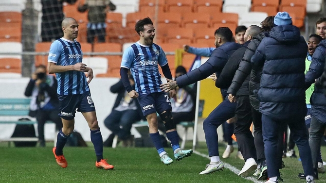 Adana Demirspor evinde üç golle sevindi