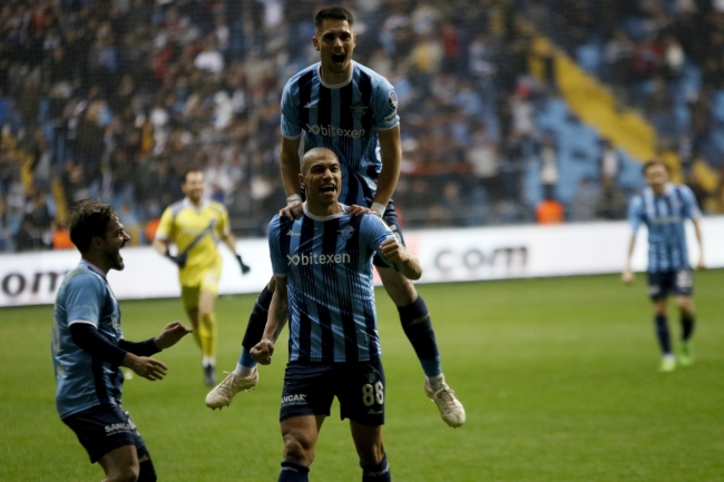 Adana Demirspor evinde üç golle sevindi