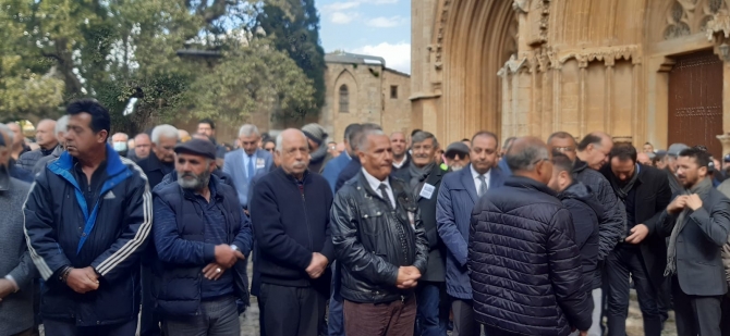 KKTC, Adıyaman’da hayatını kaybeden evlatlarını son yolculuklarına uğurluyor