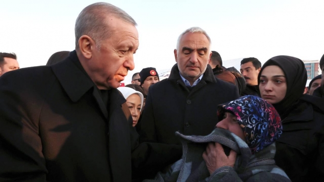 Cumhurbaşkanı Erdoğan Malatya'da çadır kenti ziyaret etti