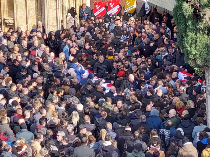 Adıyaman’da hayatını kaybeden öğretmen ve 5 öğrencisi son yolculuklarına uğurlandı