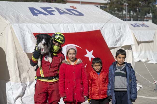 Meksika ekibi, Adıyaman'daki arama kurtarma çalışmalarını tamamladı