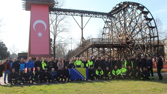 Deprem bölgesinde çalışmalarını tamamlayan Bosna Hersek ekibi Sakarya'da misafir edildi