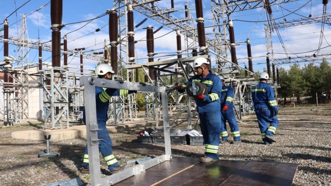 Elektrik sistemleri deprem sınavını geçti