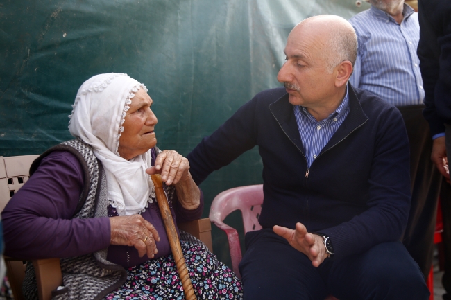 Bakan Karaismailoğlu Hatay'da ziyaretlerde bulundu