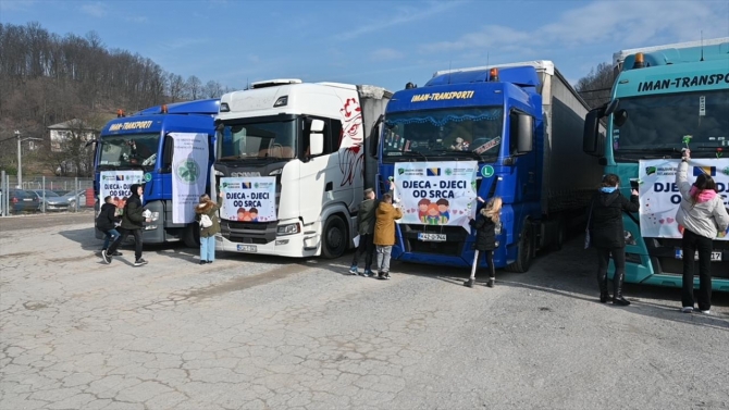 Bosna Hersek'ten depremzede çocuklara oyuncak