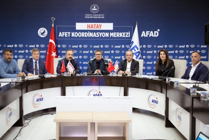 Başbakan Üstel AFAD Hatay Afet Koordinasyon Merkezi’ni ziyaret etti