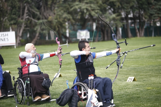 "Okçu dede" Cemil Yılmazlı hedefi 2024 Paralimpik Oyunları