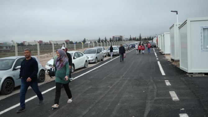 Malatya'da konteyner kente 10 bin kişi yerleştirildi