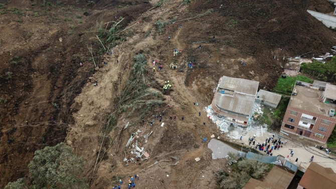 Ekvador’da toprak kayması: 16 ölü