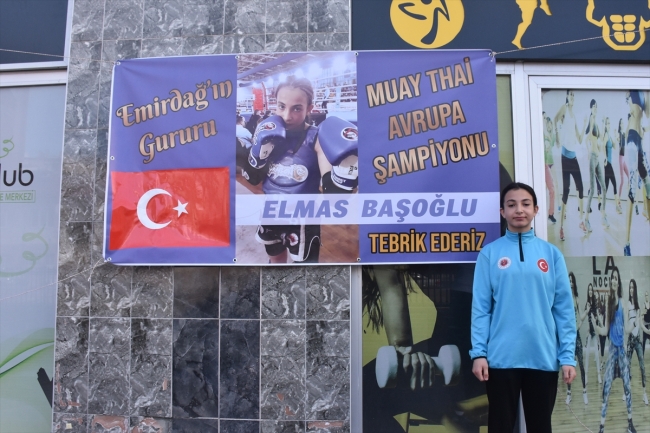 Muaythai sporcusu Elmas Başoğlu'nun yeni hedefi dünya şampiyonluğu