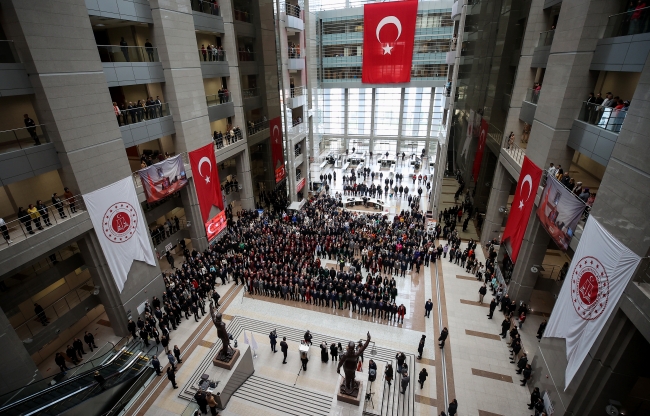 Şehit savcı Mehmet Selim Kiraz İstanbul Adliyesi'nde anıldı