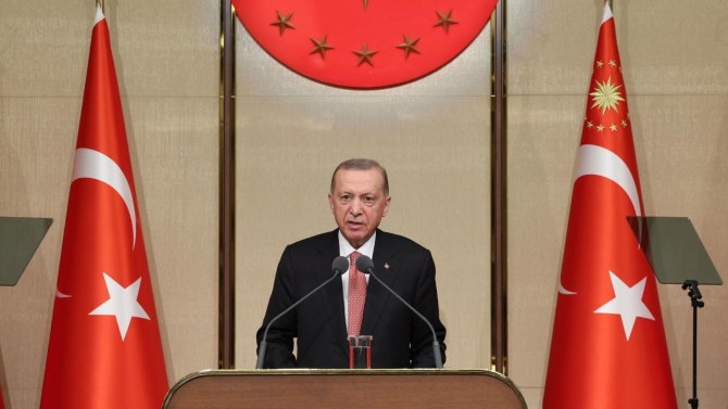 Cumhurbaşkanı Erdoğan: Deprem felaketinin de altında kalmadık, Allah'ın izniyle kalmayacağız